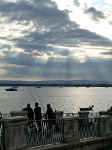 Fischer am Ufer