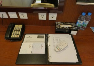 Telefon, Infomappe, Kosmetiktücher