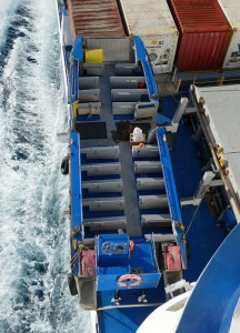 eine der Passagierbarges