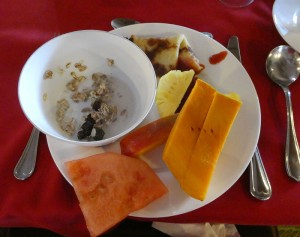 erstes Frühstück an Bord