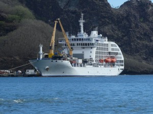 Aranui 5 in Nuku Hiva
