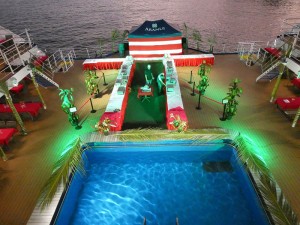 Plancha-Night am Pool