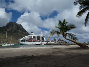 Aranui 5 in Hakahau