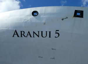 Aranui 5 - Name am Bug