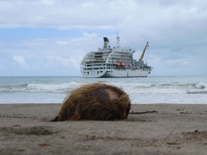 Aranui 5 vor Puamau