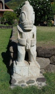 Tohua Iotete mit Tikis