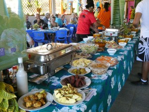 Mittagessen im Restaurant der Tohua Te Tumu