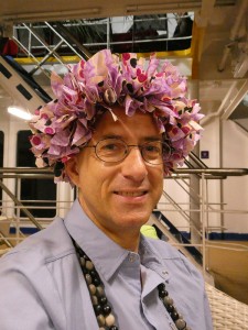 fertig für den polynesischen Abend