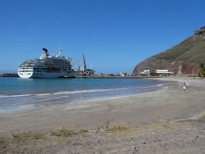 Aranui 5 in Hakahau