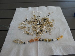 Muschelarmband basteln