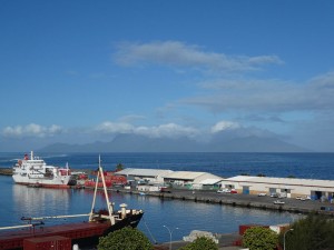 Moorea in der Ferne