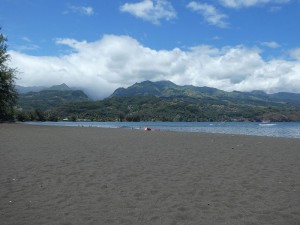 schwarzer Strand