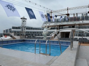 Horizon Pool