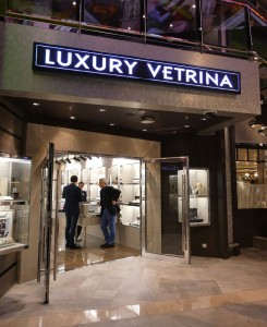 Luxury Vetrina