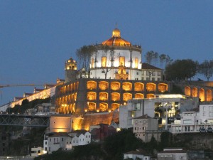 Porto bei Nacht