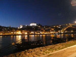 Porto bei Nacht
