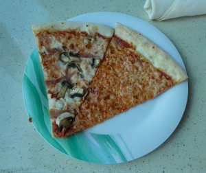 Pizza bei der Prego Pizzeria