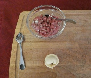 Pelmeni füllen