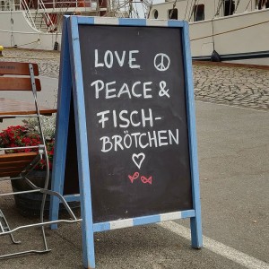 Matjesbrötchen im Schiffercafé