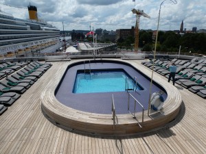 Oasis Pooldeck