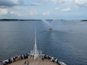Abfahrt mit Begleitung