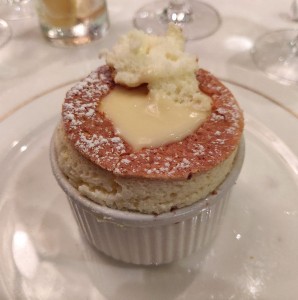Vanilla Lemon Soufflé mit Herz