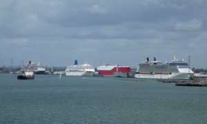 Queen Victoria, Oriana, Celebrity Silhouette