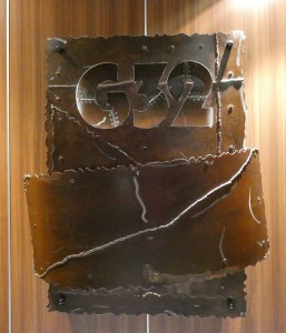 G32