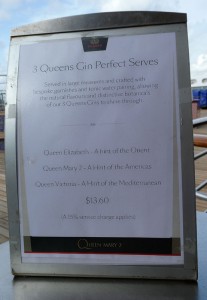 3 Queen Gin