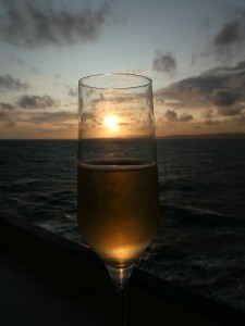 Sekt und Sonnenuntergang