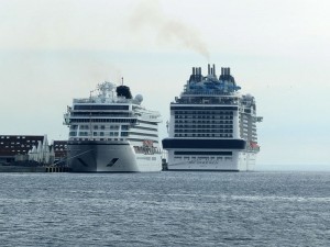 Viking Sky und MSC Meraviglia