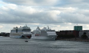 AIDAmar und Seven Seas Navigator