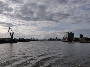 Blick auf den Hamburger Hafen