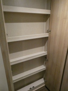 Schrank 1
