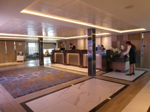 Atrium mit Rezeption