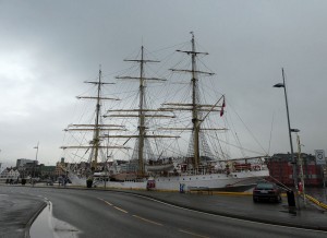 Großsegler im Hafen