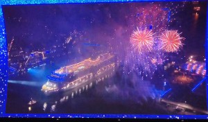 draußen gibt es ein Feuerwerk