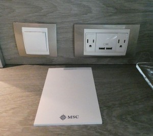 US- und USB-Steckdosen, Notizblock