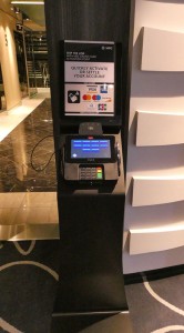 Automaten zum Einlesen der Kreditkarte