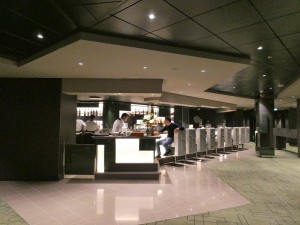 Edge Cocktail Bar