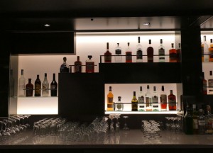 Edge Cocktail Bar