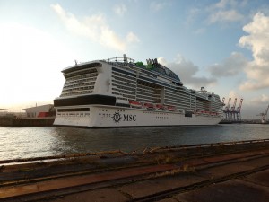 MSC Grandiosa in Hamburg