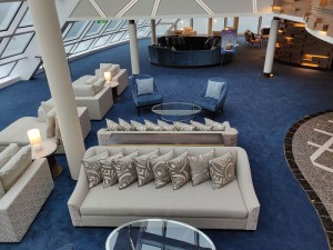 Horizon Lounge