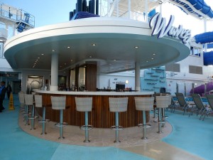 Waves Pool Bar
