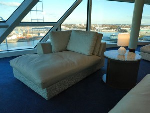 Horizon Lounge