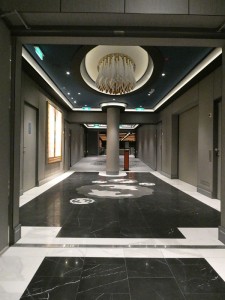 Encore Theater Eingang rechts