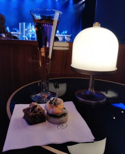 Cocktails und Hors d´Ouevres