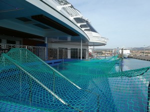 Infinity-Edge Plunge Pool