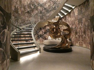 Treppe vom Spa zum Fitness Center