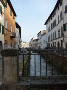 Via del Fosso